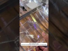 In che modo questa macchina crea un bordo rotondo acrilico perfetto?