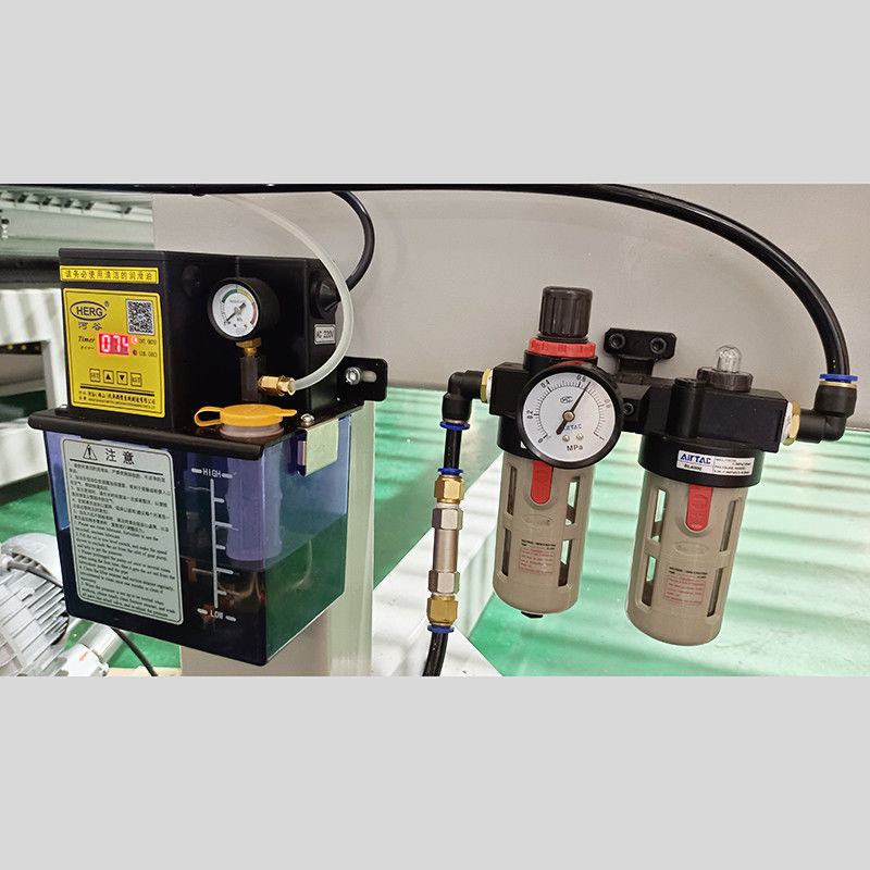 Eficienza della macchina di taglio acrilica di progettazione Precisione 3800mm Lunghezza di segatura 11kw Motore a sega a testa